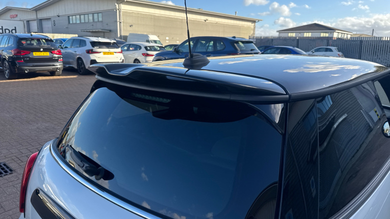 MINI Hatchback 2.0 Cooper S Sport 3dr Auto Petrol Hatchback